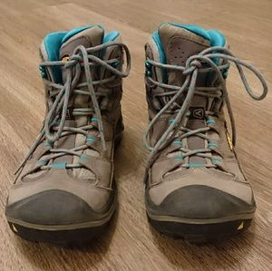 Keen High Top Waterproof Hikers Like New